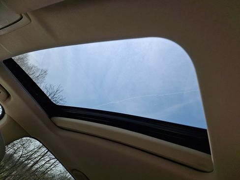 Used 2018 Honda CR-V EX image 14