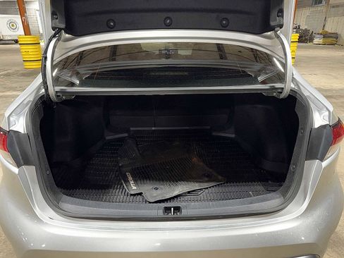 Certified 2020 Toyota Corolla SE image 11