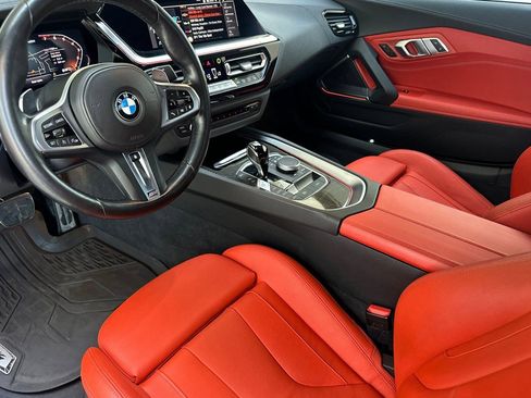 Used 2024 BMW Z4 M40i w/ Shadowloine Package RWD image 4