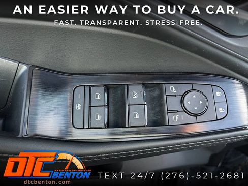 Used 2026 Nissan Rogue SV AWD/4WD image 10