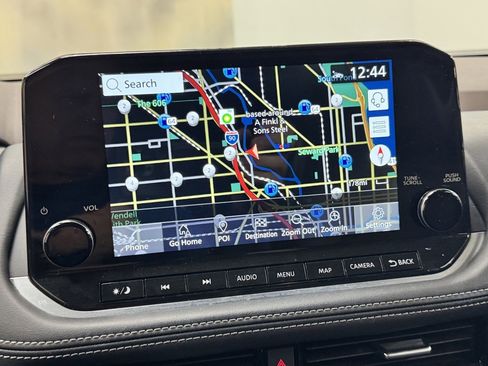 Used 2023 Nissan Rogue Platinum w/ Platinum Premium Package image 28