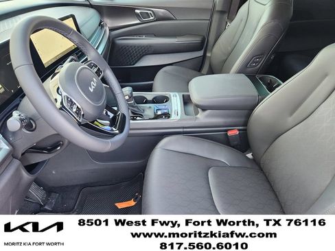 New 2026 Kia Carnival SX FWD image 9