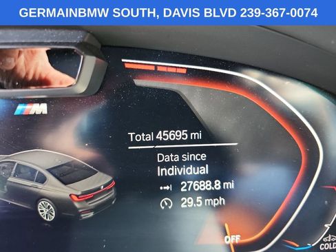 Used 2021 BMW 750i xDrive w/ Executive Package AWD/4WD image 14