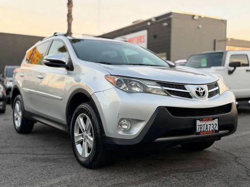 Used 2013 Toyota RAV4 XLE image 46