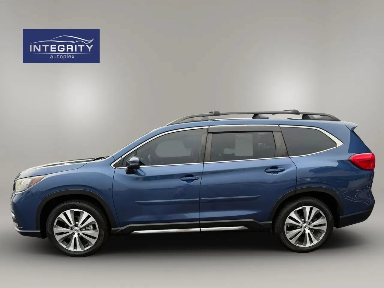 Used 2020 Subaru Ascent Limited w/ Technology Package AWD/4WD image 2