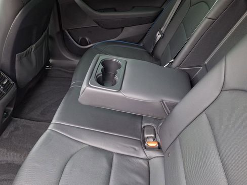 Used 2018 Hyundai Sonata Limited image 12