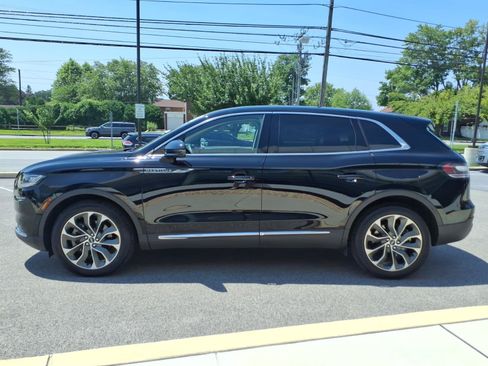 Certified 2023 Lincoln Nautilus Reserve w/ Equipment Group 201A AWD/4WD image 6