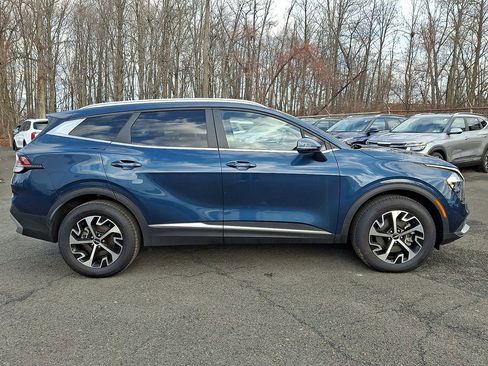 Certified 2023 Kia Sportage EX image 7