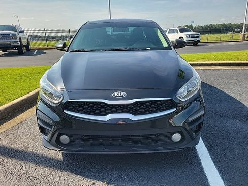 Used 2021 Kia Forte Sedan FWD image 2