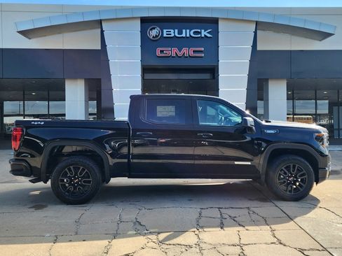 New 2026 GMC Sierra 1500 Elevation image 3