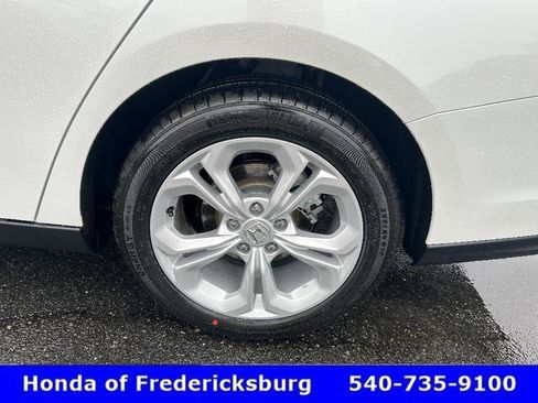 Certified 2026 Honda Accord LX image 32