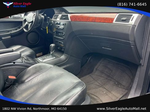 Used 2006 Chrysler Pacifica Touring AWD/4WD image 6