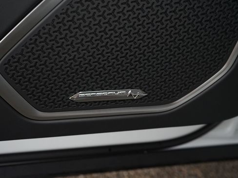 Used 2026 Lamborghini Urus SE image 31