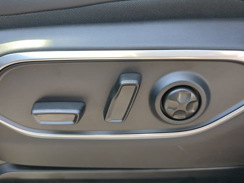 New 2026 Jeep Grand Wagoneer 2WD image 28