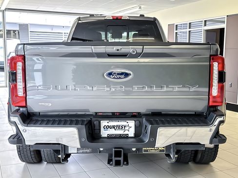 Used 2024 Ford F450 Lariat w/ Lariat Ultimate Package AWD/4WD image 5