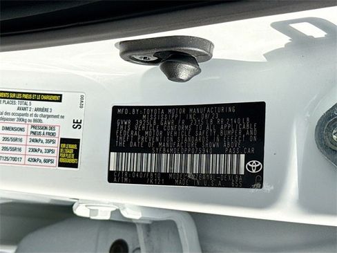 Used 2023 Toyota Corolla LE w/ LE Convenience Package image 30