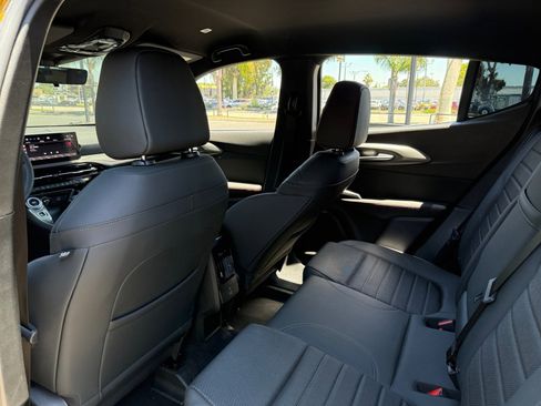 Used 2023 Dodge Hornet GT w/ GT Blacktop Package image 17