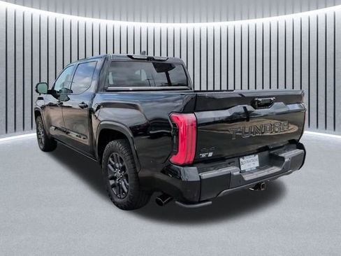 Used 2022 Toyota Tundra Platinum w/ Advanced Package AWD/4WD image 10