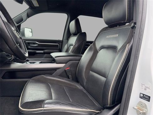 Used 2024 RAM 1500 Laramie image 9