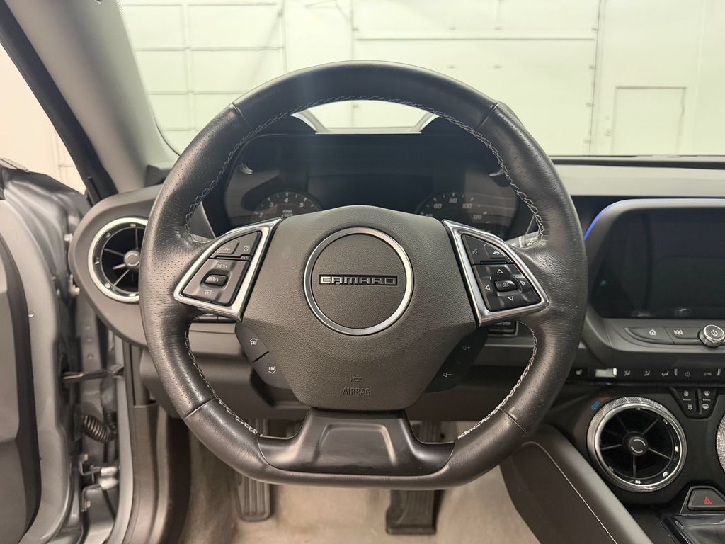Used 2023 Chevrolet Camaro LT RWD image 11