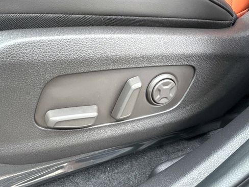 New 2026 Kia Carnival EX image 15