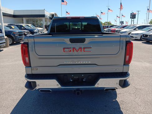 Used 2025 GMC Sierra 1500 SLT w/ SLT Premium Plus Package AWD/4WD image 4
