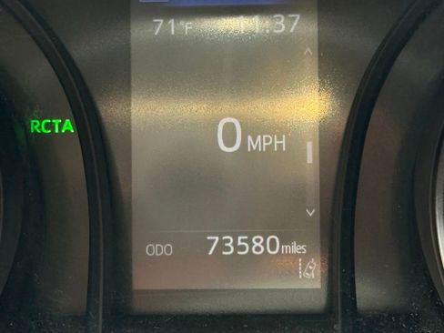 Used 2021 Toyota Camry SE w/ Convenience Package FWD image 21