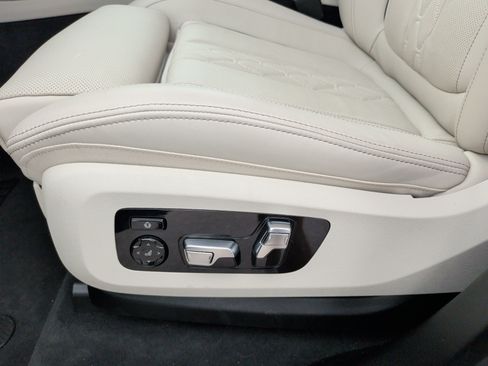 Used 2026 BMW X5 sDrive40i image 28