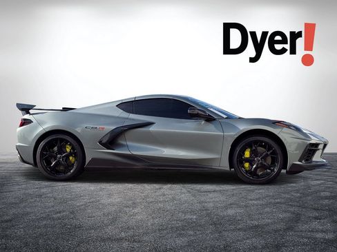 Used 2022 Chevrolet Corvette Stingray Premium Cpe RWD image 2