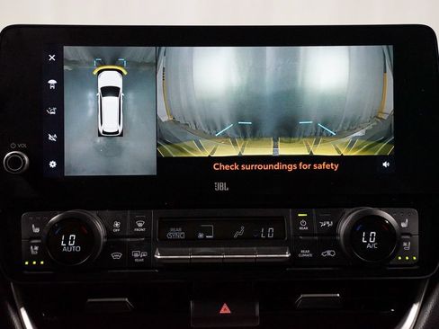 Certified 2024 Toyota Grand Highlander FWD image 20