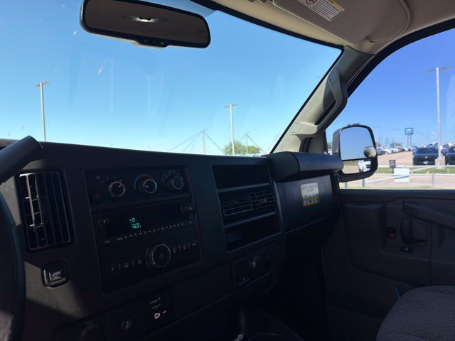 Used 2016 Chevrolet Express 2500 LT w/ LT Preferred Equipment Group RWD image 15