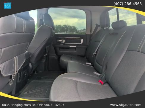 Used 2014 RAM 1500 Limited RWD image 15