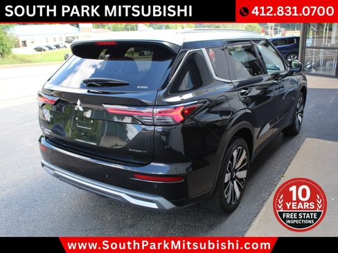 Used 2025 Mitsubishi Outlander AWD image 9
