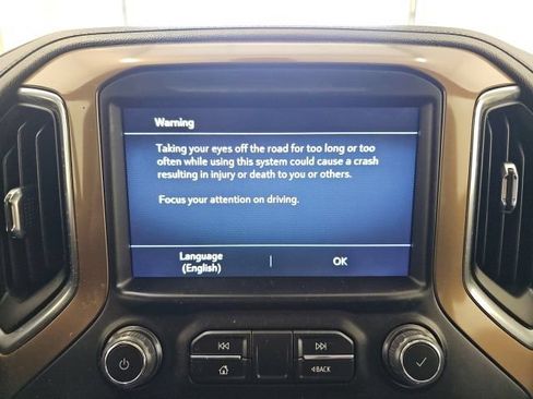 Used 2022 Chevrolet Silverado 1500 High Country w/ Z71 Off-Road Package AWD/4WD image 25