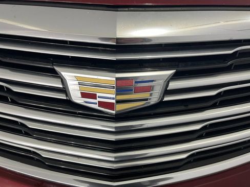 Used 2018 Cadillac XT5 Luxury image 51