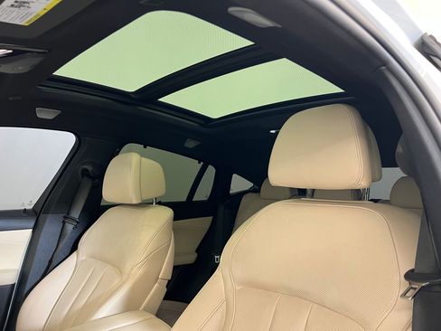 Used 2022 BMW X6 M50i w/ Executive Package image 15