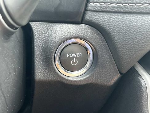 Used 2025 Toyota RAV4 XLE Premium w/ Weather Package AWD/4WD image 32