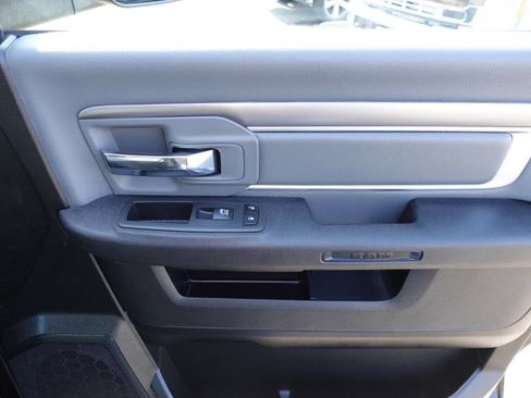 Used 2022 RAM 1500 Classic SLT w/ Electronics Convenience Group image 34