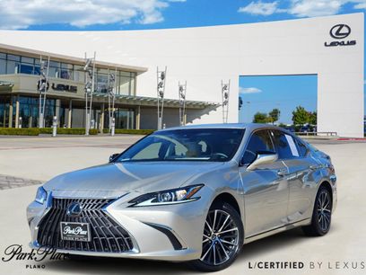 Used 2023 Lexus ES 300h w/ Premium Package