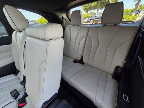 Used 2025 Acura MDX Type S AWD/4WD image 29
