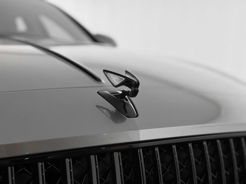 Used 2023 Bentley Flying Spur Azure image 44