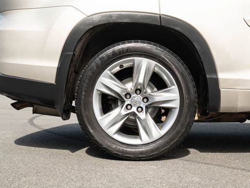 Used 2014 Toyota Highlander Limited image 14