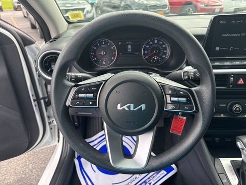 Certified 2023 Kia Forte LXS FWD image 18