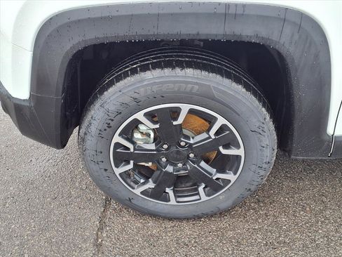 Used 2023 Jeep Renegade Latitude image 17