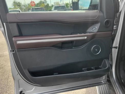 Certified 2024 Ford Expedition Limited image 15