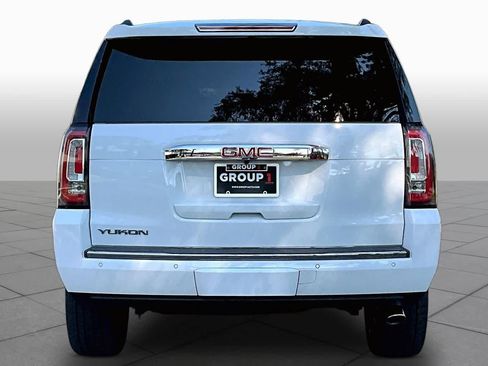 Used 2018 GMC Yukon Denali RWD image 5