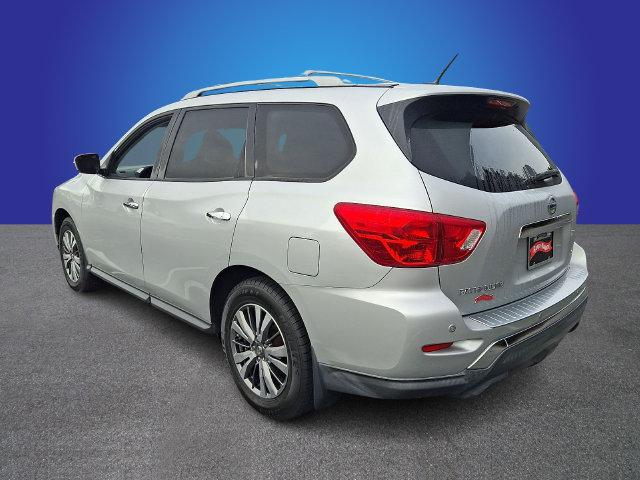 Used 2018 Nissan Pathfinder SV FWD image 6
