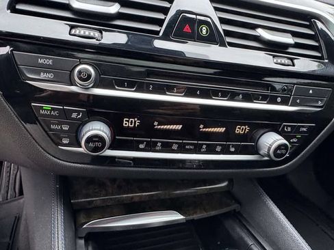 Used 2018 BMW 530i RWD image 30