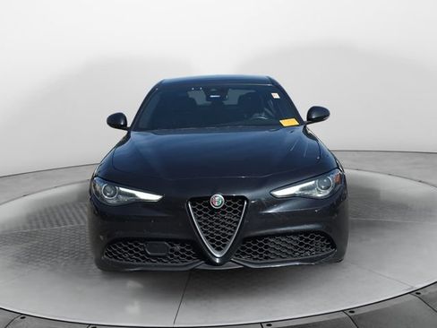 Used 2022 Alfa Romeo Giulia Ti AWD/4WD image 8