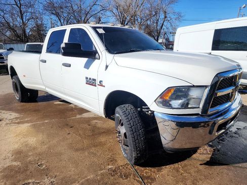 Used 2017 RAM 3500 Tradesman w/ Chrome Appearance Group image 3